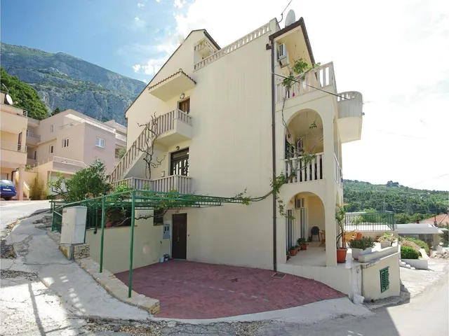 Apartments Branka Makarska