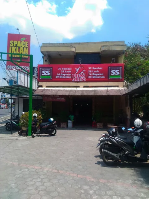 Waroeng Spesial Sambal "SS" Concat Timur