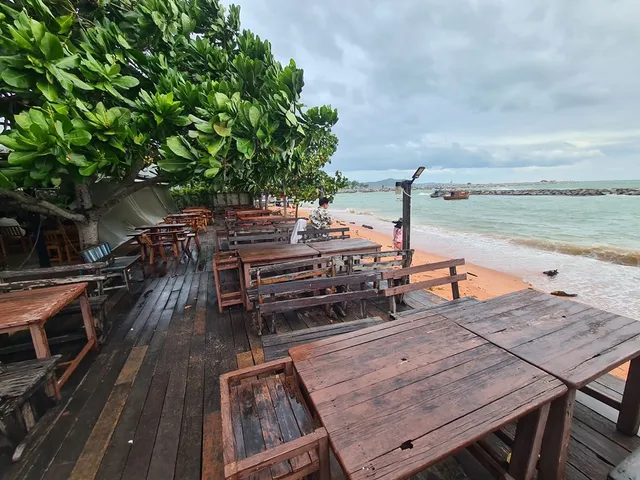 ร้านอาหารบ้านอำเภอซีฟู้ด