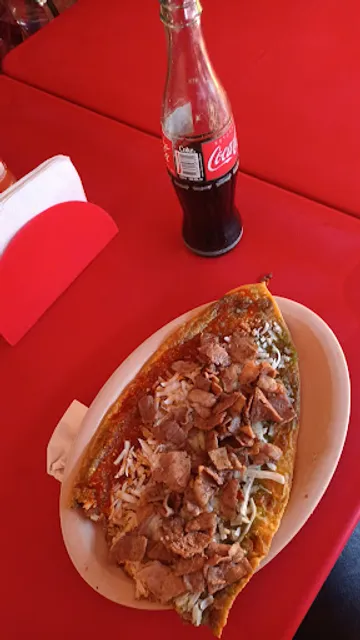 Huaraches "Eli" Gorditas Quesadillas