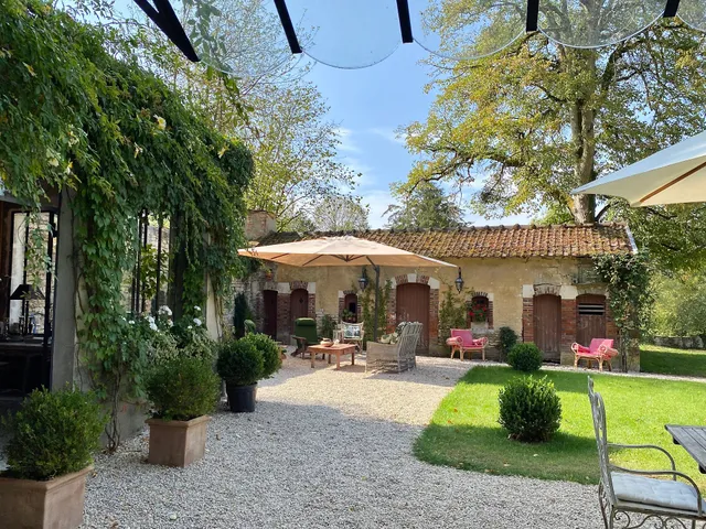 Manoir de la Croix Saint Louis ( 5 étoiles)