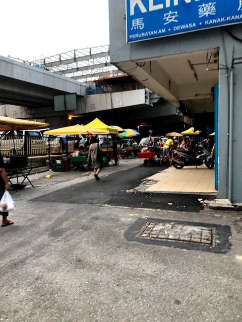 Pasar Malam Kangsar Road (Night Market)