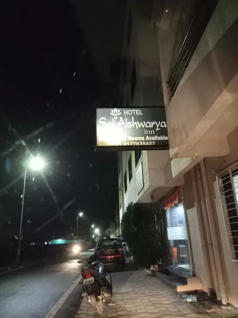 POP 81860B Hotel Sai Aishwarya Inn