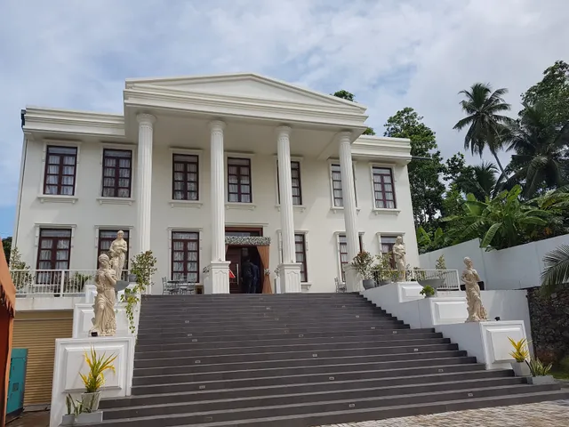 Aradana Hotel & Wedding Hall