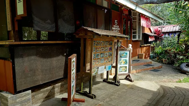 Surugin Ramen House スルギンラメン店