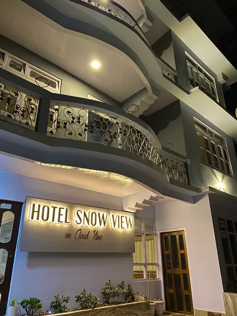Hotel Snow View On Cloud Nine