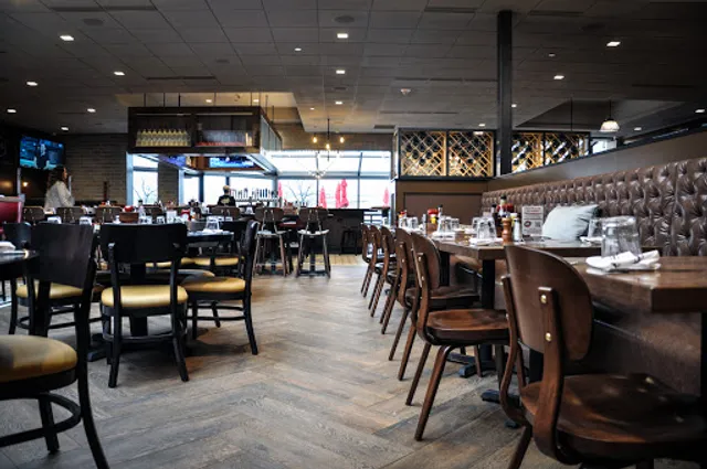 Twin Cities 400 Tavern