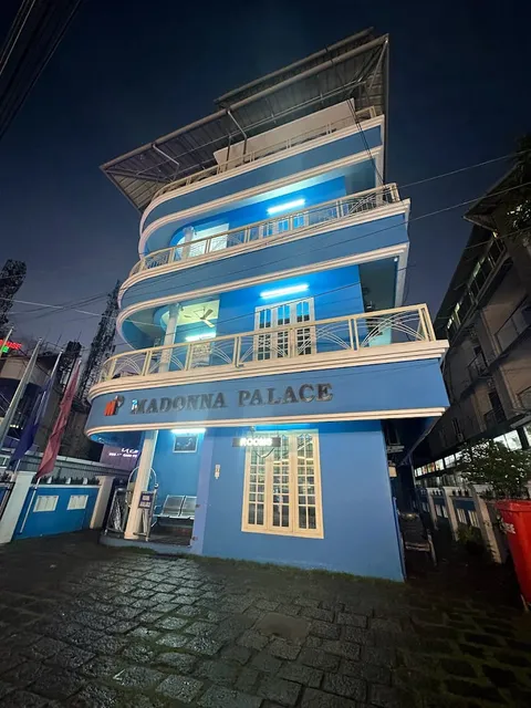 Hotel Madonna Palace