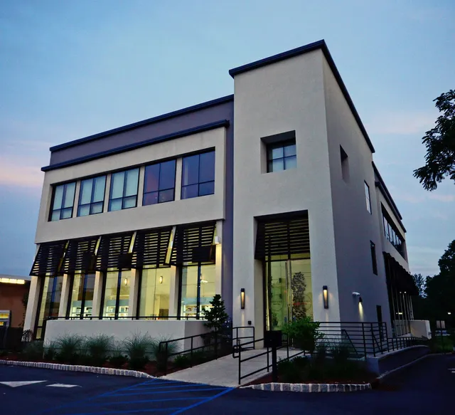 David Ezra Salon & Spa