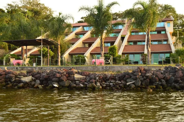 ሌዊ ሪዞርት / Lewi Resort