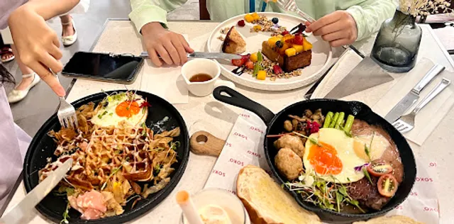 SOKO Cake Bake & Brunch - Hồ Tùng Mậu