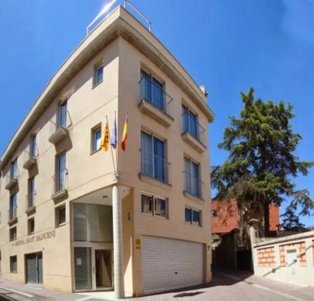 Hostal Sant Sadurní