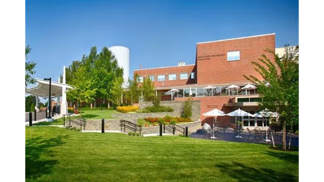 Anna Jaques Hospital