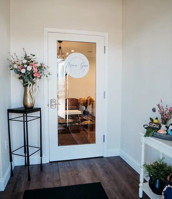 Maven + Grace; a boutique salon