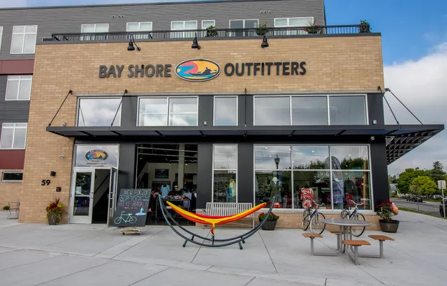 Bay Shore Outfitters - Sturgeon Bay