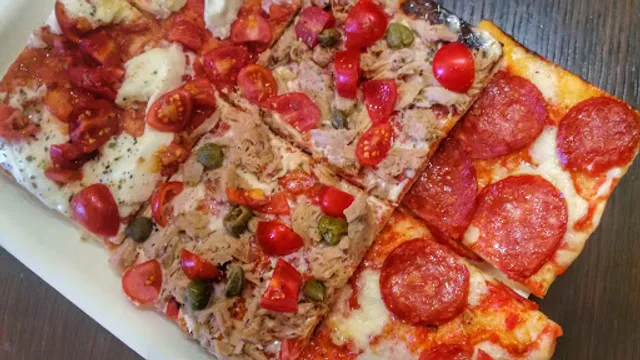 Mani e Mattero pizza al taglio