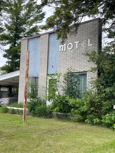 Great Lakes Motel