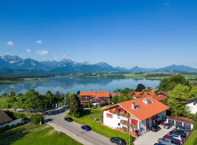 Hotel Alpenglühn - Stephanie Kössel