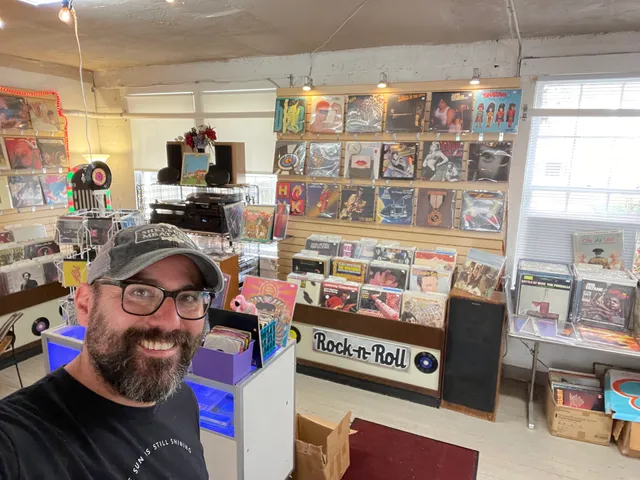 Beverley St. Records & Collectibles