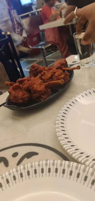 Al Mezban Chinese Corner