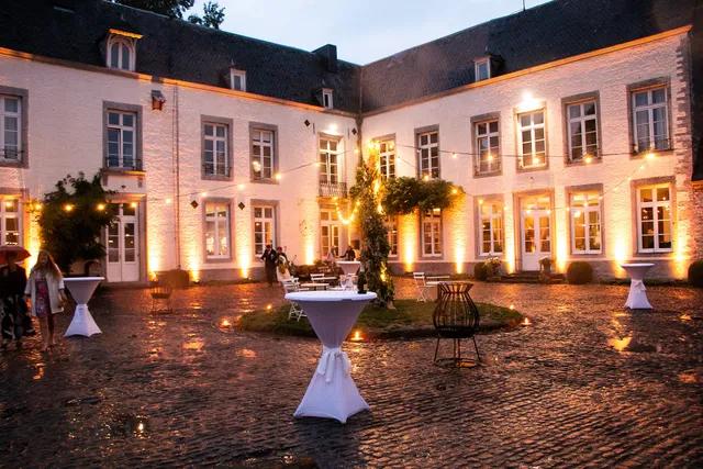 Le Château d’Emines et ses Gîtes