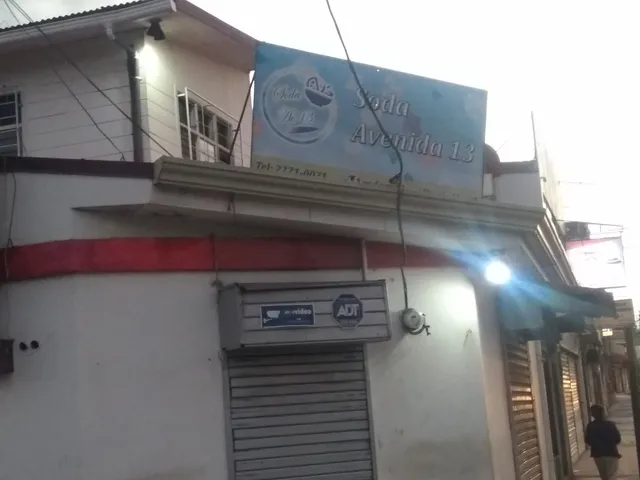 Soda Avenida 13