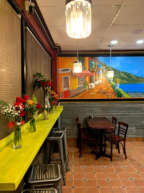 Quebobs Mediterranean Restaurant