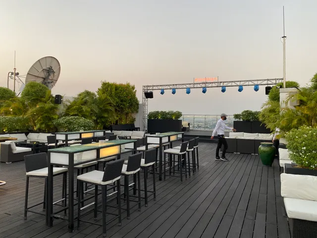 Atlas Rooftop Bar & Lounge