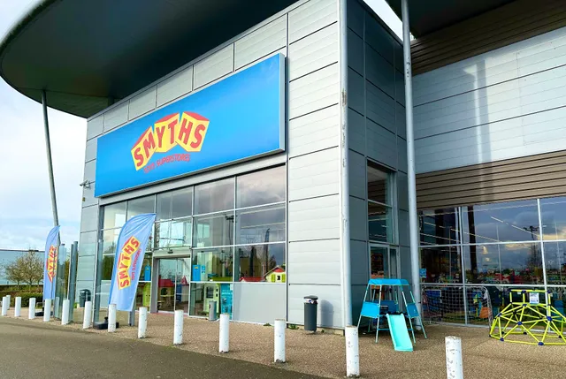 Smyths Toys Barentin