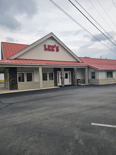 Lee's Famous Recipe Chicken