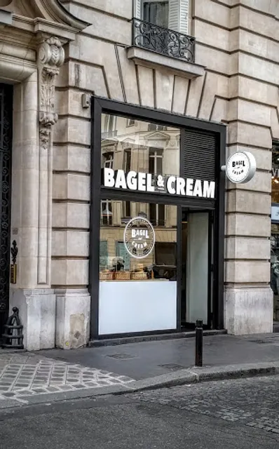 Bagel & Cream