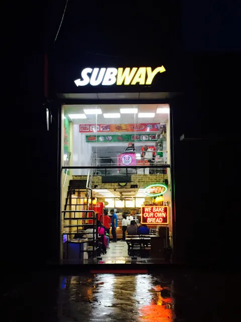 Subway Civil Line Allahabad