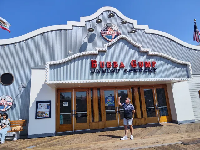 Santa Monica Pier Rock Shop