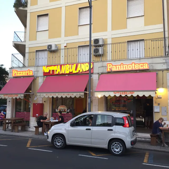 PIZZERIA Nottambulando, PANINOTECA, FOCACCERIA,