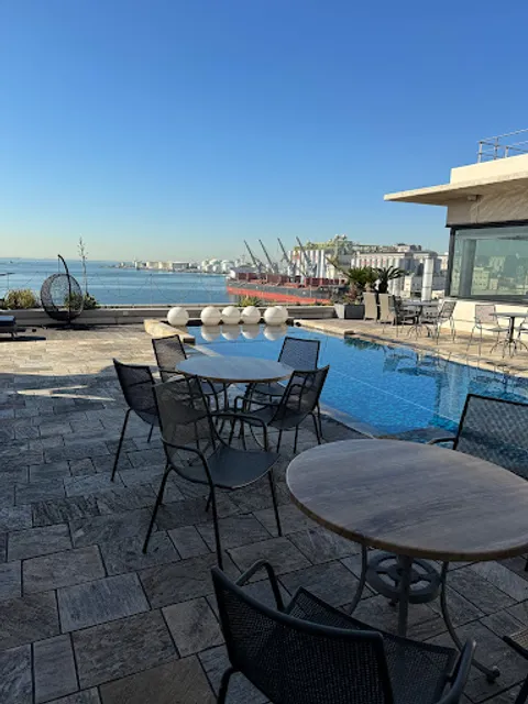 ペントハウス 千葉みなと店