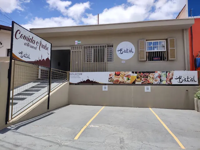 Batal Restaurante Árabe - Massas Libanesas