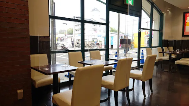 Holly’s Café - YouMe Town Himeji