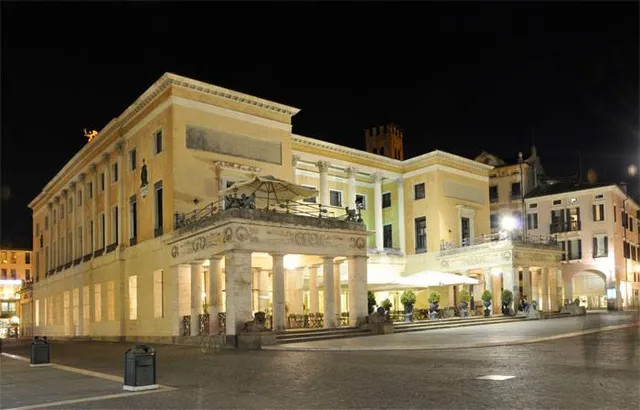 B & B At The Station Padua