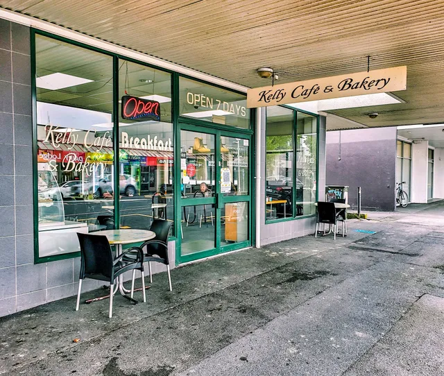 Kelly Cafe & Bakery