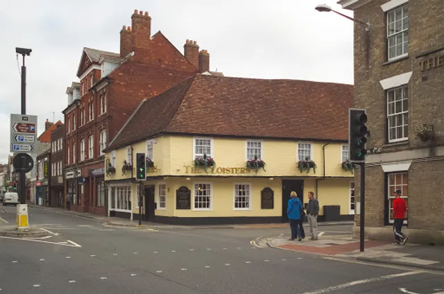 The Bell & Crown