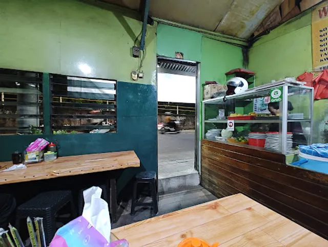 Warung Soto Tangkar Ibu Rani