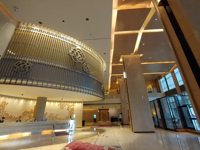 Holiday Inn Chongqing University Town