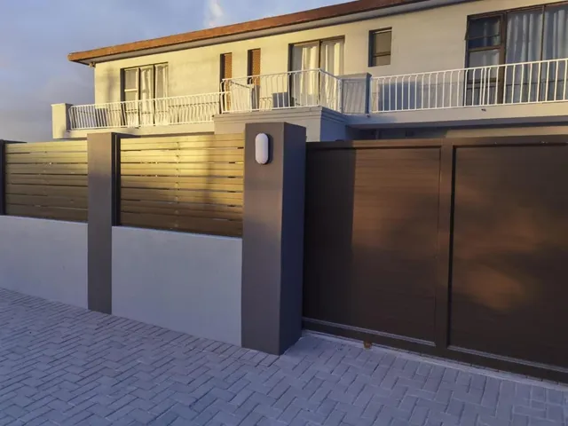 160 On Townsend Guest House