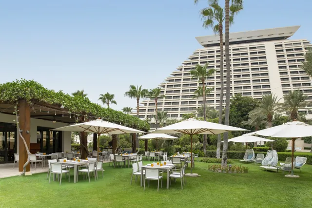 Sheraton Grand Doha Resort & Convention Hotel