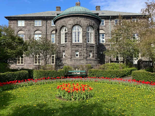 Old Parlament's "Althingi" garden