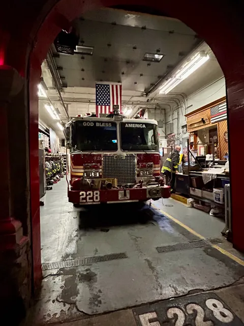 FDNY Engine 228