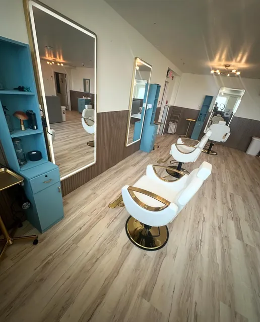 The Oceanside Cuttery