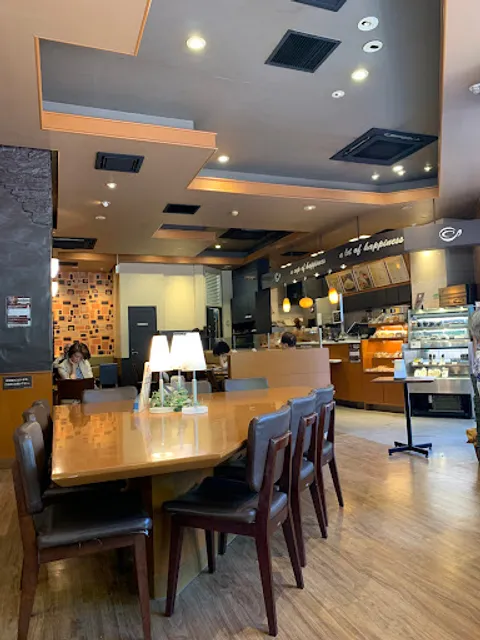 Café de Crié - Bashamichi