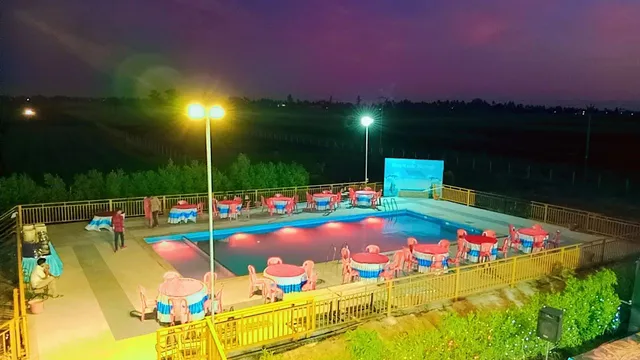 DeepNanda Heritage Resort & Hotel SD4