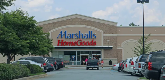 Marshalls & HomeGoods